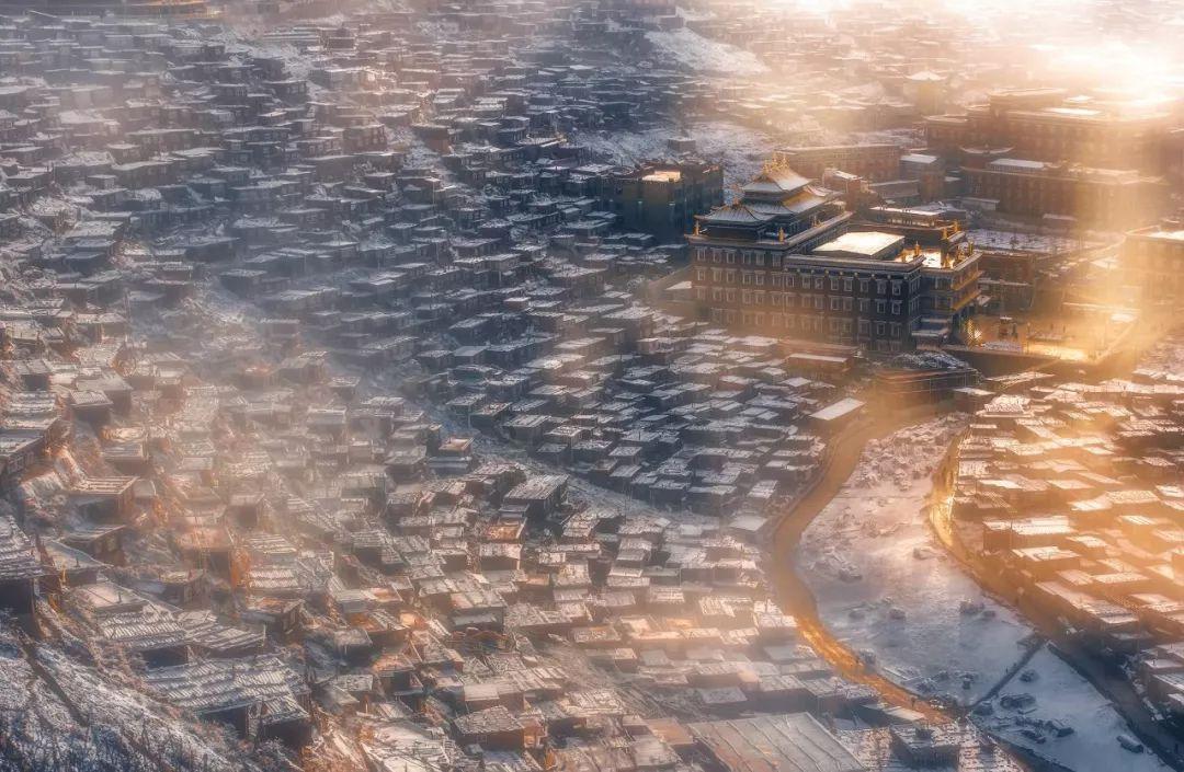 【序与跋】王友明/字字雕琢文章精，投桃报李真性情